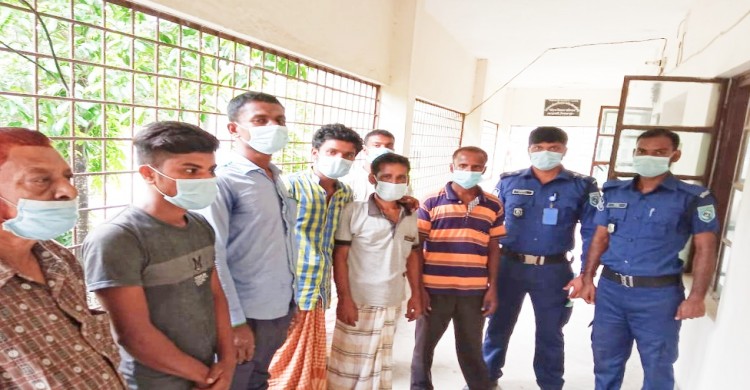 ঘোড়াঘাটে লকডাউনের ৭ম দিনে ৭ জনের জরিমানা