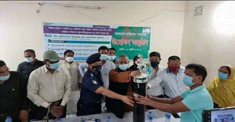 লালমনিরহাটের পাটগ্রাম পৌরসভায় জিবাণুনাশক স্প্রে মেশিন বিতরণ ও  অক্সিজেন সিলিন্ডার উদ্বোধনী ঘোষনা করলেন