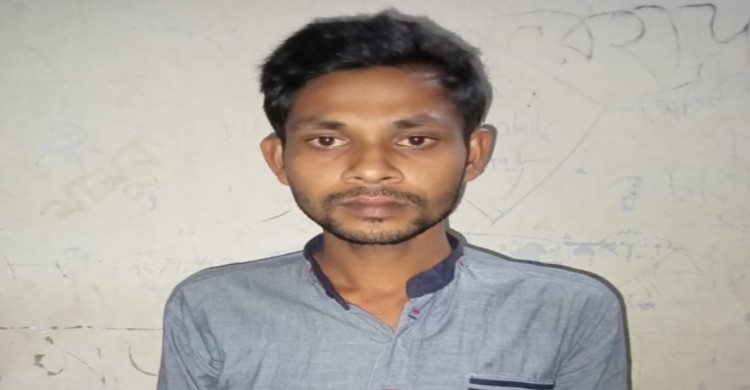 ঘোড়াঘাটে ইয়াবা সহ এক যুবক আটক