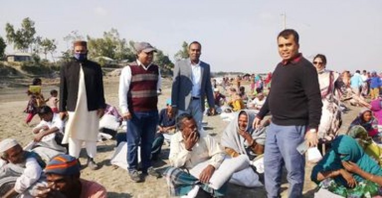 কুড়িগ্রামে ভাঙ্গনে ঘর-বাড়ি হারানো ৮৩টি পরিবারকে সহায়তা